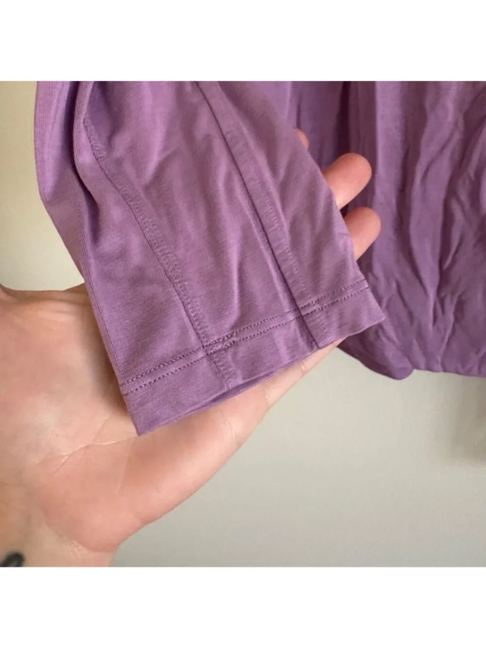 Lululemon Athletic Side Cinch Long Sleeve Crewneck Shirt Purple Women’s Sz 4